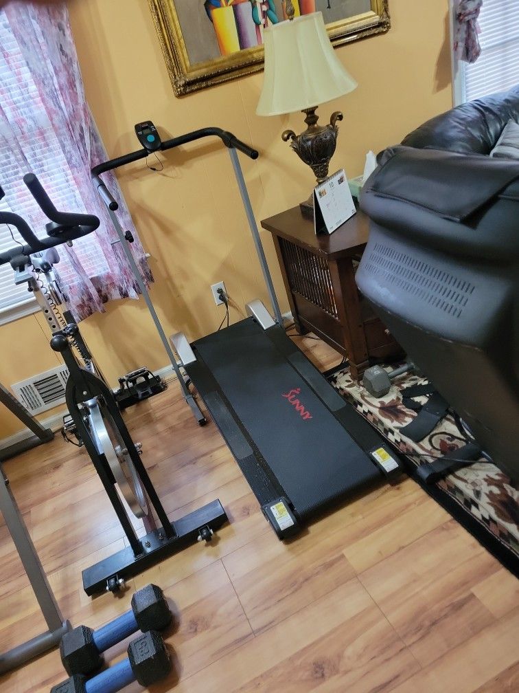 Sunny Health & Fitness Compact & Foldable Treadmill