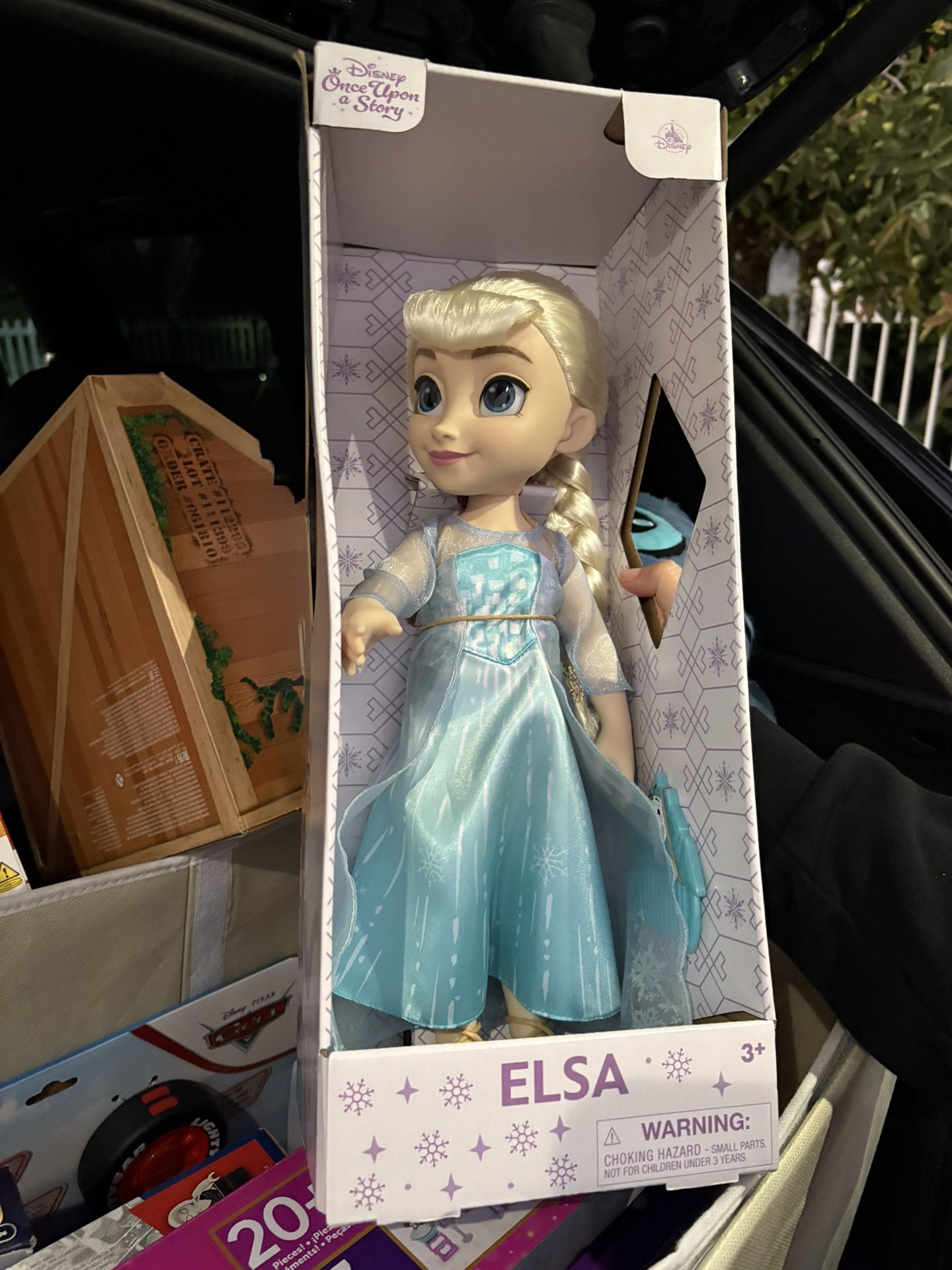 DISNEY STORE Official Elsa Once Upon a Story Doll - 16 Inch