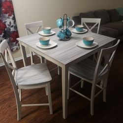 Pub Height Table With 4 Chairs 