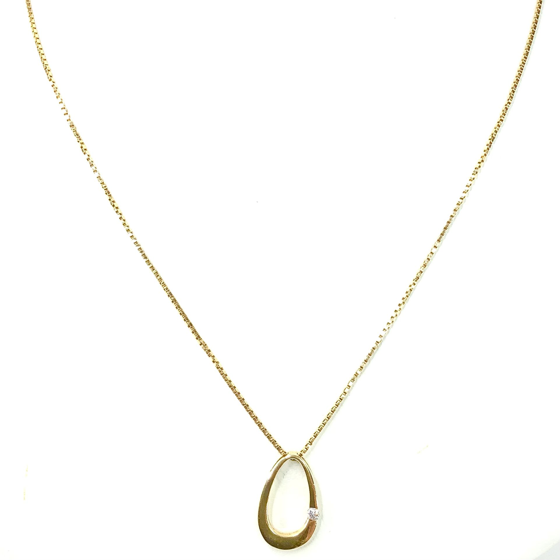 14K Yellow Gold Diamond Necklace 34”