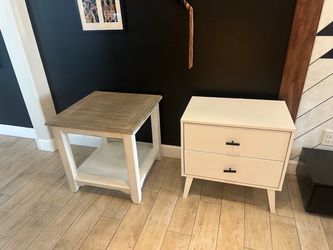 Side table/nightstand