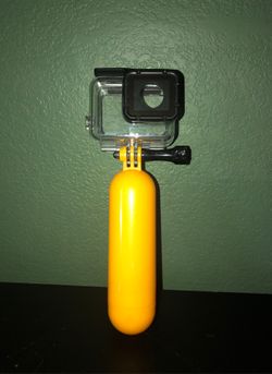 GOPRO FLOATER + GOPRO UNDERWATER HOUSING