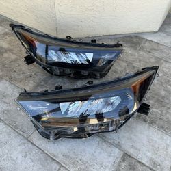 Toyota Rav-4 Headlight 2019-2022, Toyota Rav 4 Headlamp, ORIGINAL OEM TOYOTA PART, front headlight, $130 Each Side 