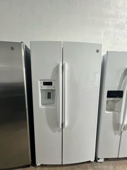 Refrigerador de 36 pulgadas como nuevo