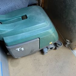 T-1 Floor Scrubber