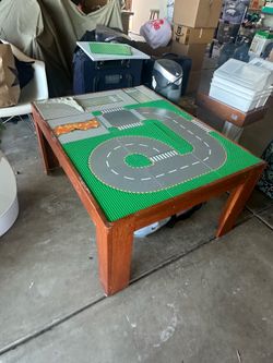 Lego table with legos