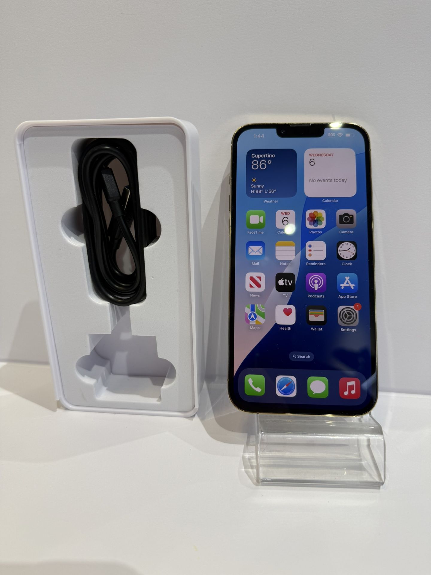 iPhone 13 Pro Max 256Gb AT&T Or Cricket Wireless