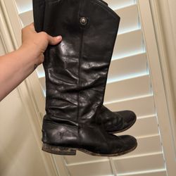 9.5 Boots
