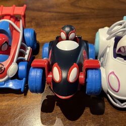 3 Plastic Spiderman Cars