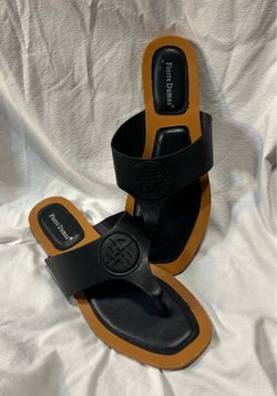 Pierre Dumas Black Thong Sandals