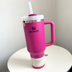 Stanley 40 oz Quencher H2.0 FlowState Tumbler – Fuchsia Pink – NEW