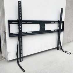 (New) $25 Large Tilt TV Wall Mount Bracket for 37-85 Inch TVs, Max Weight 132 Lbs 