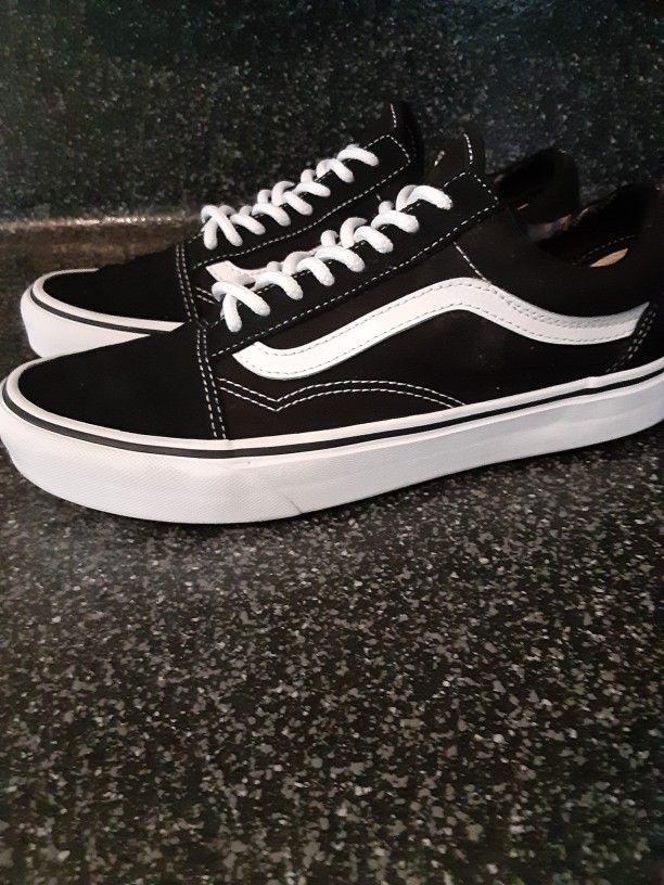 Vans mens 7.5 Like new