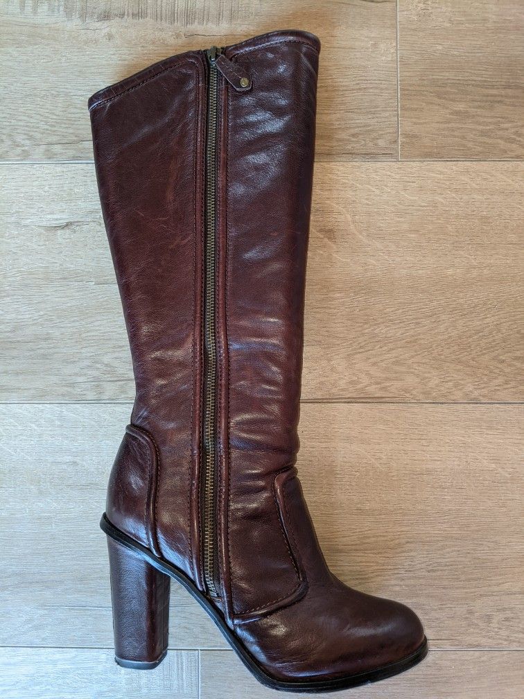 Frye Women's Leather Boots- Size 8. Style: Sylvia Piping