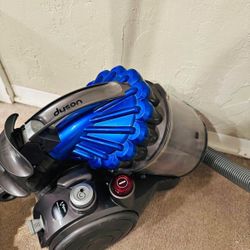 Dyson DC 23 canister vacuum
