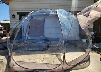 12 foot Easy up gazebo with PVC walls for Sale in Manteca