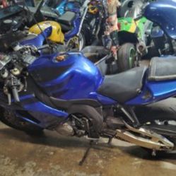 2004 Honda CBR 1000 19,000 miles runs perfect