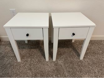 Nightstand set 2