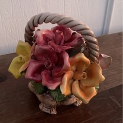 Capodimonte Italy Italian Ceramic Hand Made Roses Basket For Easter/ Spring Decoration Decor