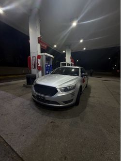 2013 Ford Taurus