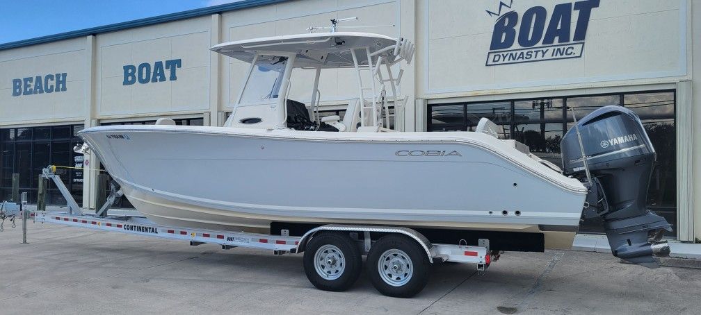 2019 Cobia 301 cc