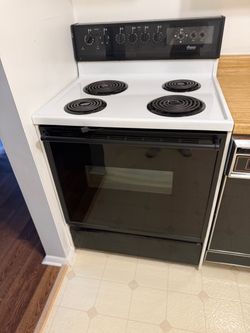 Amana Electric Coil Range Stove