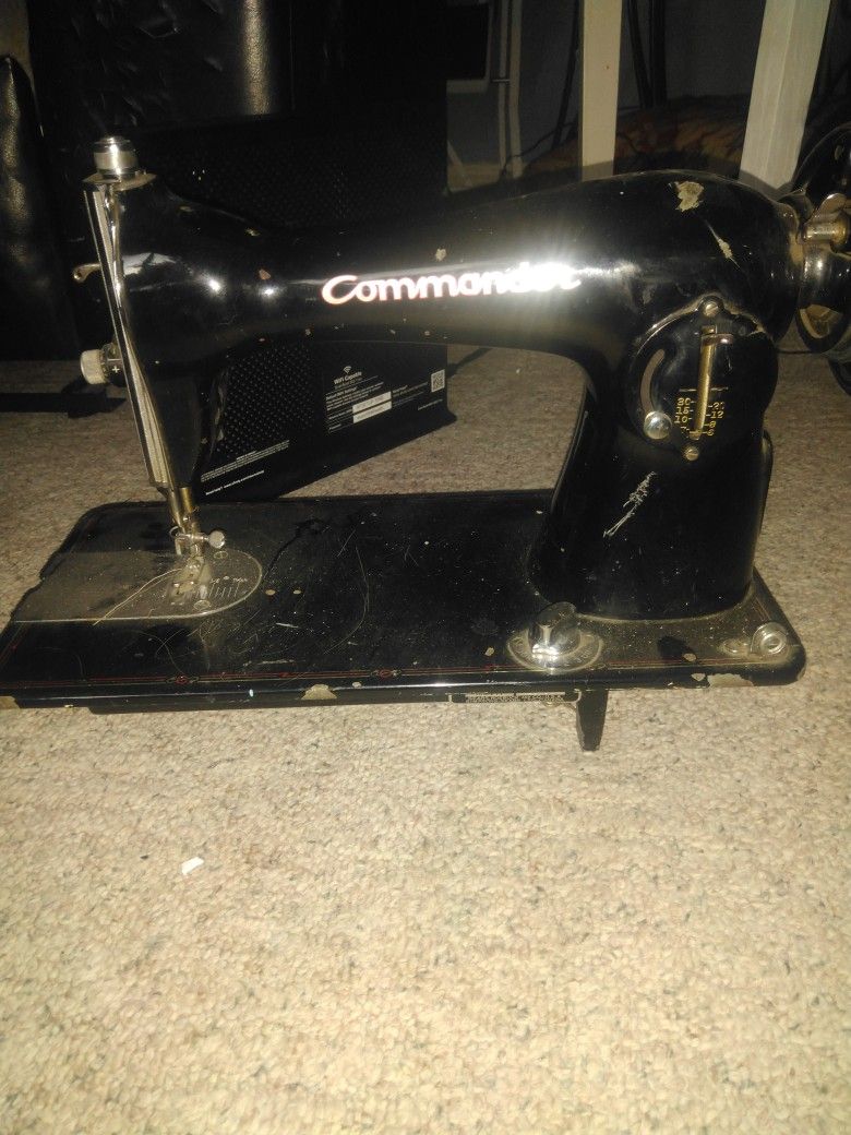 Commander Sewing Machine