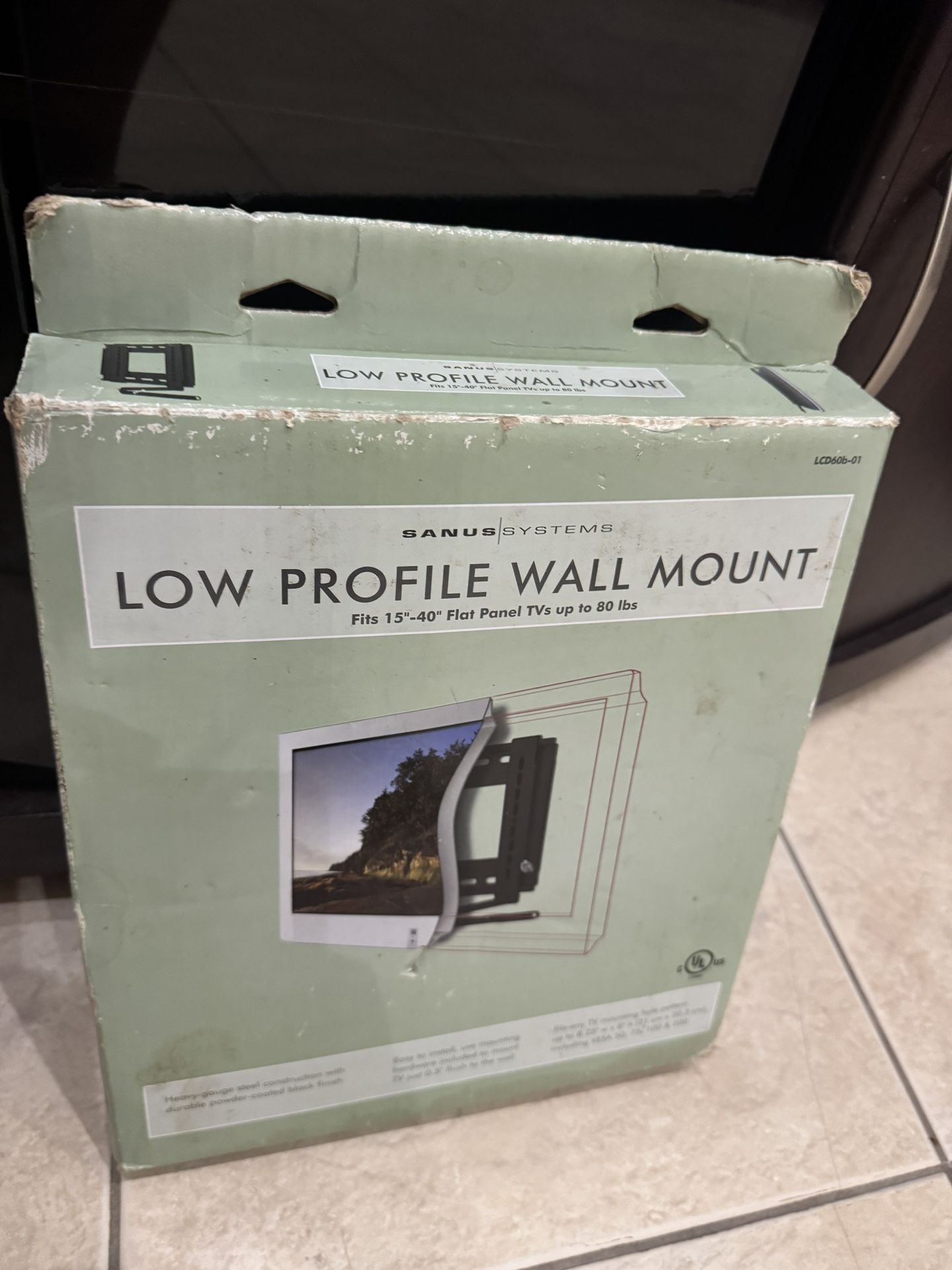Sanus Low Profile Flat Panel TV Wall Mount New Fits 15” - 40”