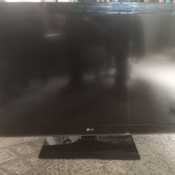 40' LG TV