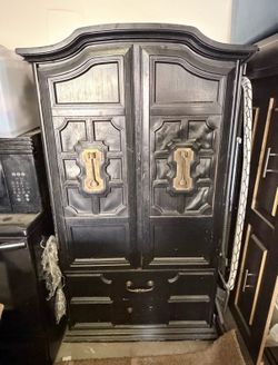 Dresser/Chest