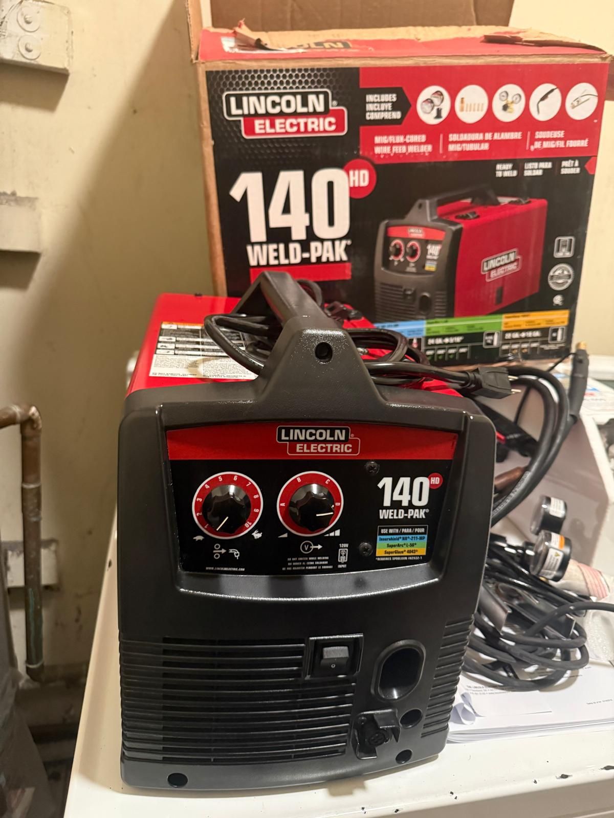 Weld-Pak 140 Amp MIG and Flux-Core Wire Feed Welder, 115V, Aluminum Welder with Spool Gun sold separately 2.3k