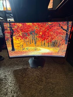 27 in Dell Curved Gaming Monitor with G-Sync