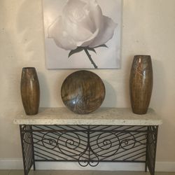Bar/Bakers Rack, Console Table & Accessories 