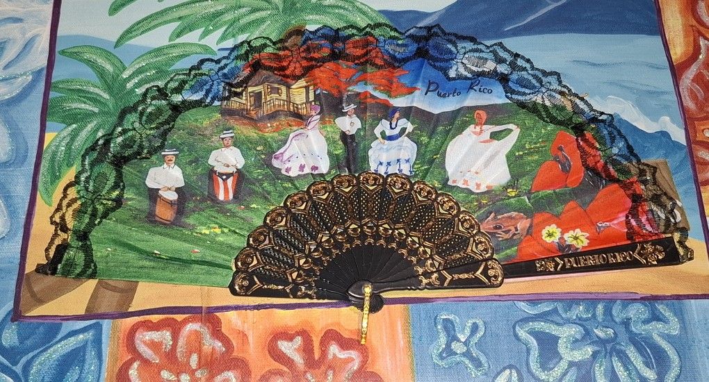 PUERTO RICO Folding Hand Fan Classic Style Fabric (COLORFUL) Brand New.
