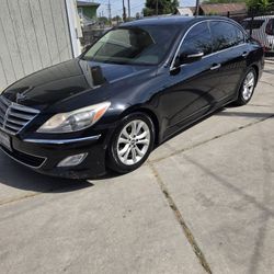 2012 HYUNDAY GENESIS 