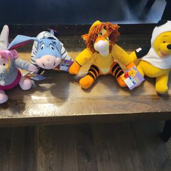 New Full Set Costumed Winnie The Pooh Characters