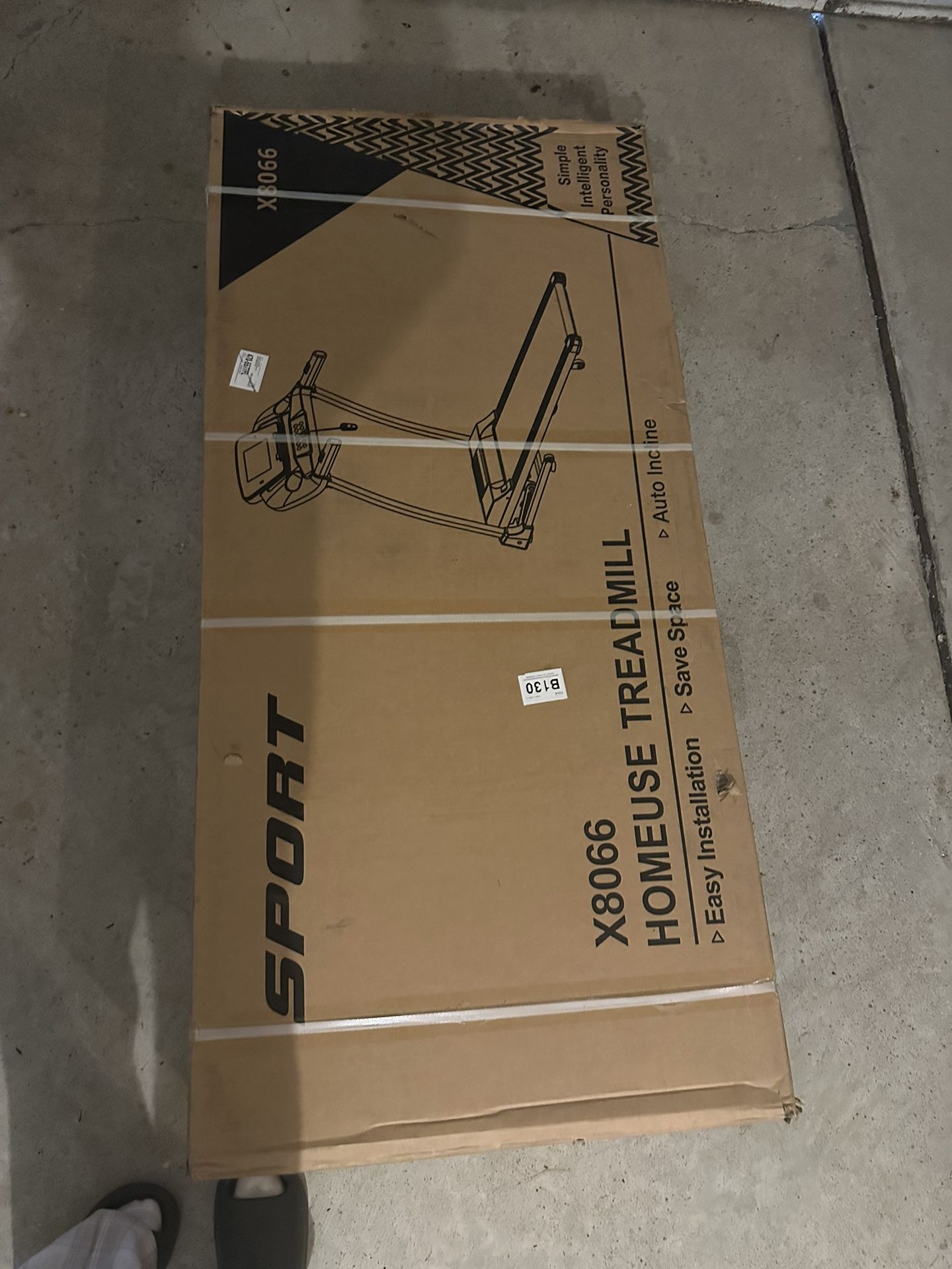 HOMEUSE TREADMILL BRAND NEW SEALED