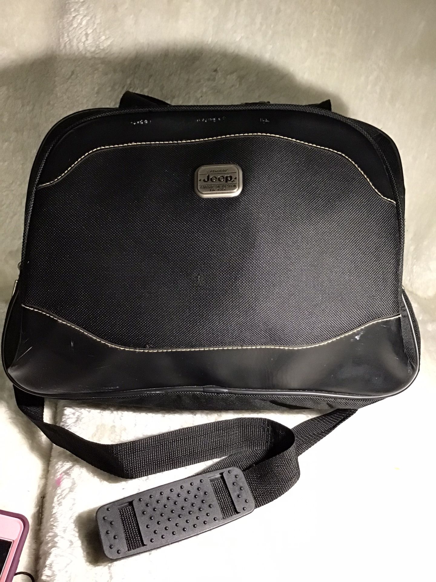 JEEP DUFFLE TOTE BAG CARRY ON SHOULDER BLACK ADDTL BAG