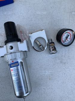 Compressor water or oil trap