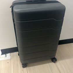 Large Suitcase 