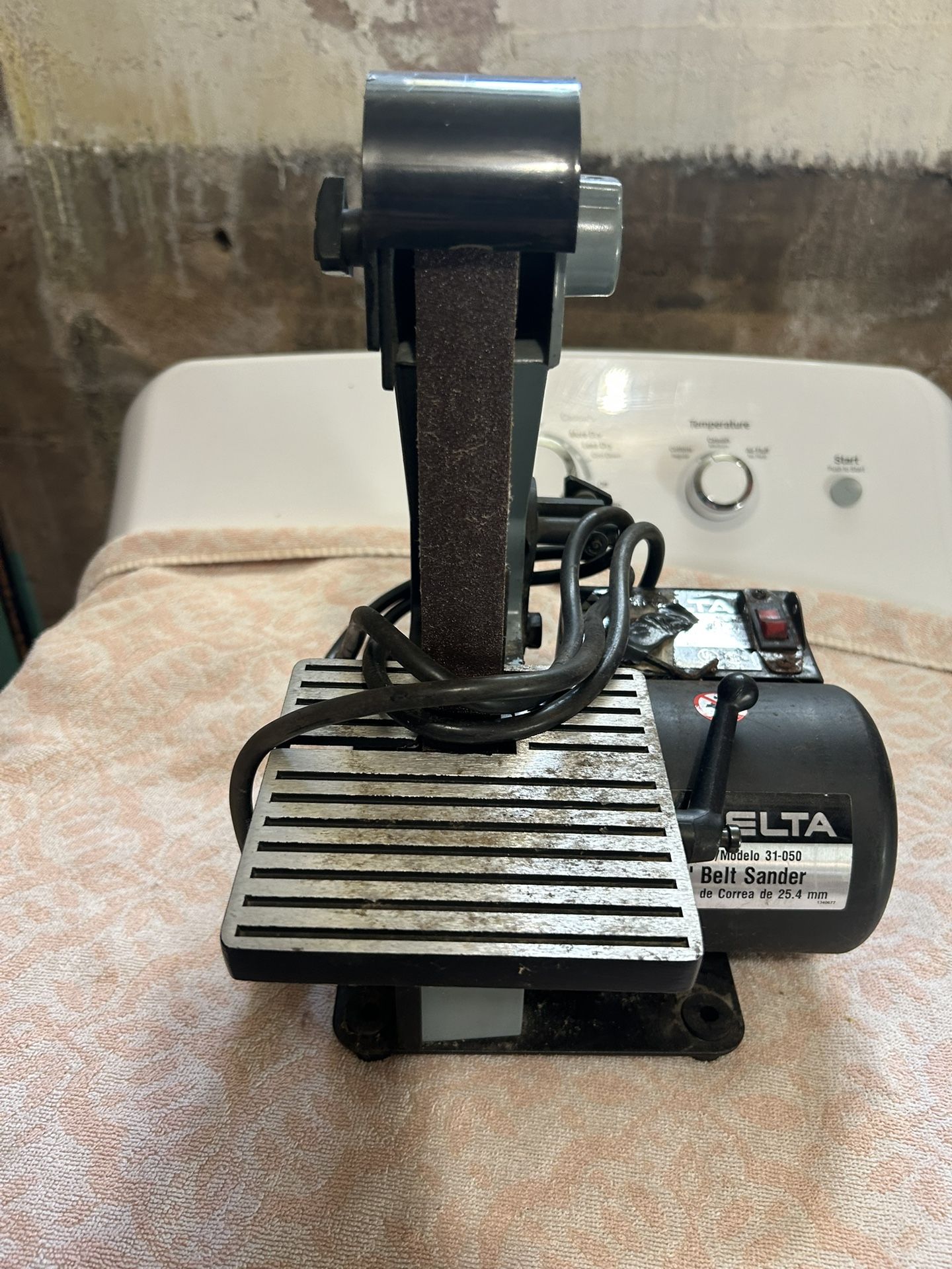 DELTA Model/Modelo 31-050 1" Belt Sander Lijadora de Correa de 25.4 mm