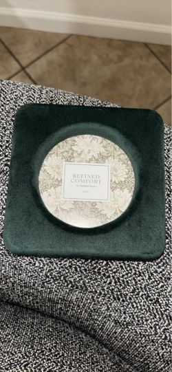 Green picture frame