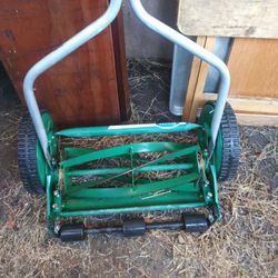 Máquina para cortar Grama