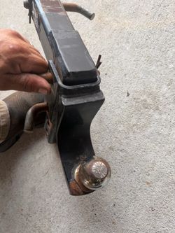 Truck hitchs