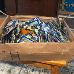 Bulk Pokémon Card Mystery Box 