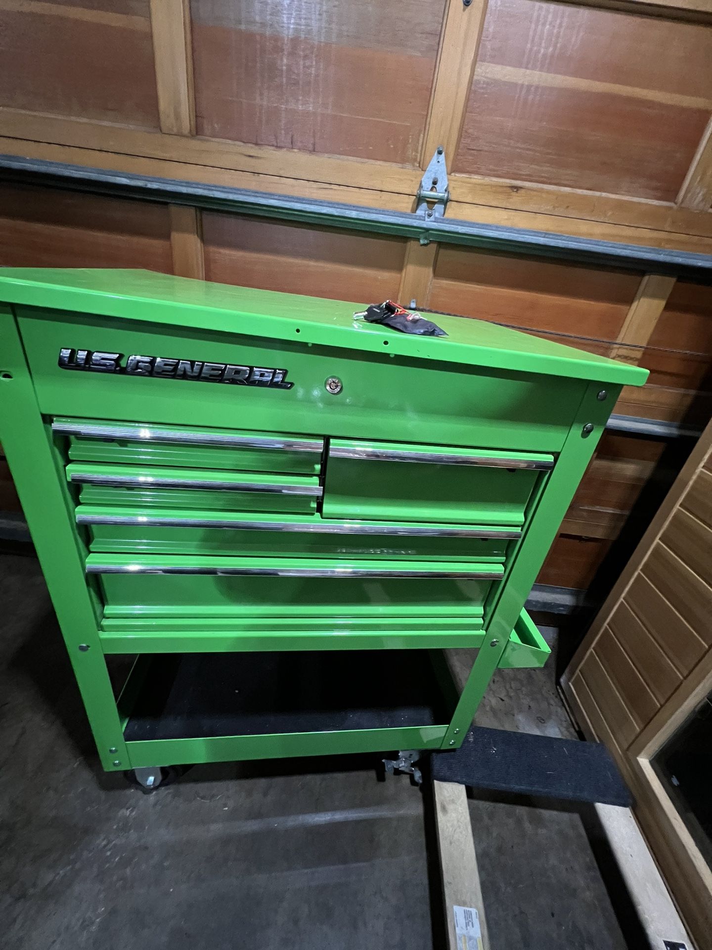 U.S. General 5 Drawer Rolling Tool Cabinet - Green