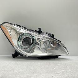 2011-2014 Infiniti M37 Q70 Passenger Headlight 