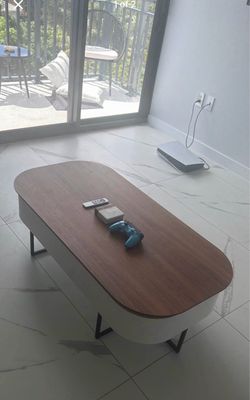 City furniture coffee table