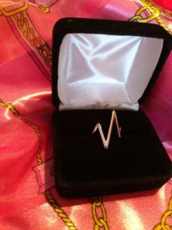 Heartbeat symbol ring