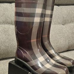 Burberry rain boots  